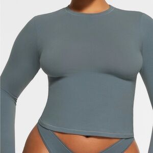 SKIMS Jersey Cotton Long Sleeve T-shirt in Kyanite